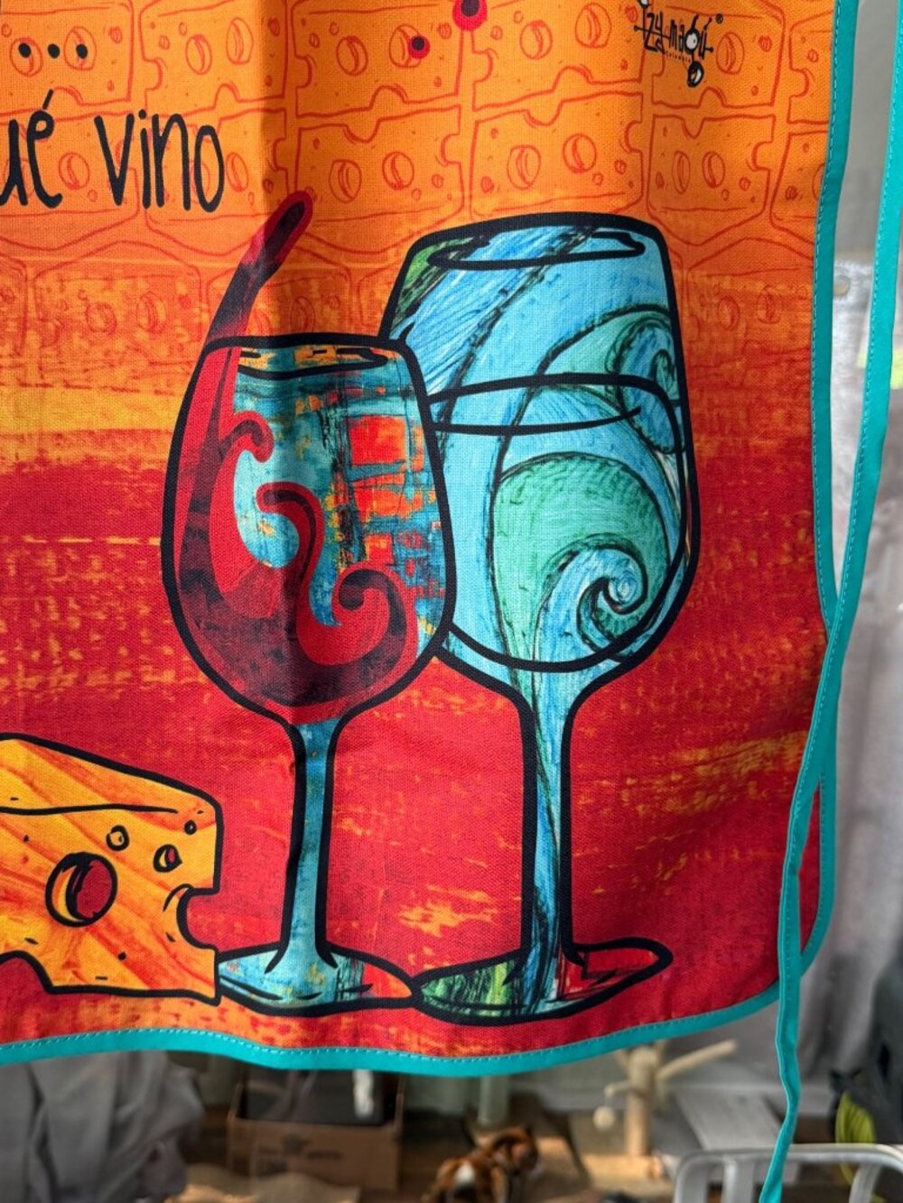 Izy Magü Colombian Artist Apron Wine Theme Si No Toma Vino Pa Que Vino Bogota - Picture 5 of 6
